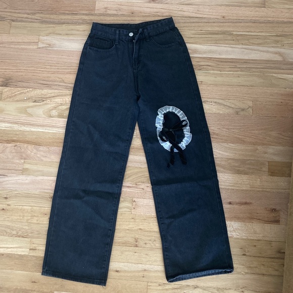 Emmiol Wide Leg High Rise Black Jeans Bow NWT - Picture 1 of 6